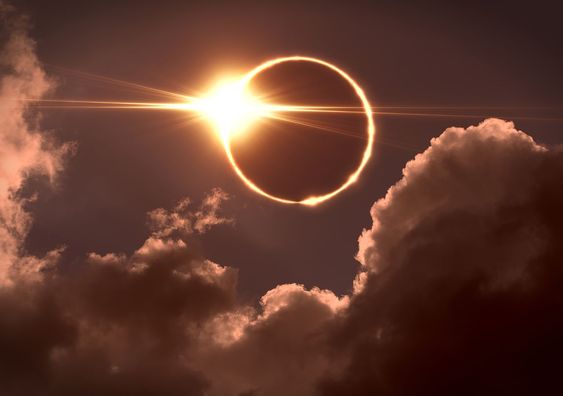 Los efectos de los eclipses en nuestras vidas desde una perspectiva&nbsp;astrológica